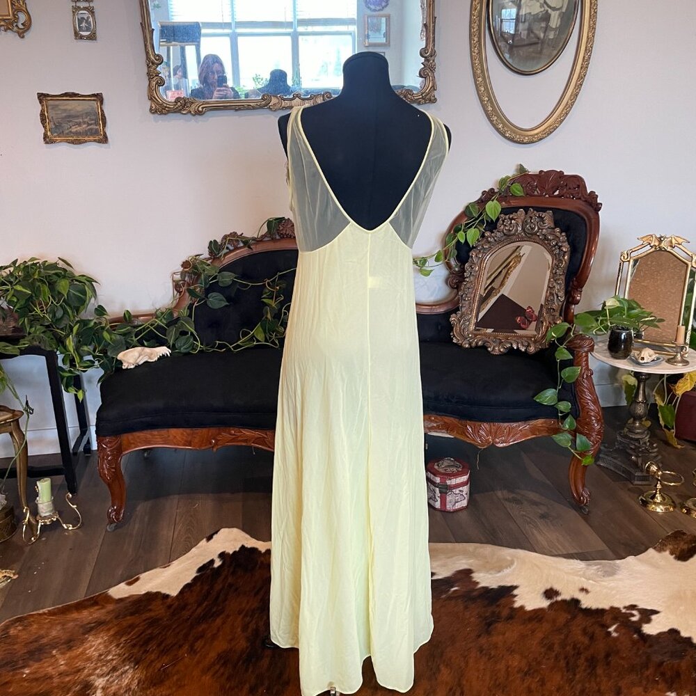 70s Vintage Aristocraft cutout Slip lingerie night gown dress Size L Yellow - Picture 3 of 5
